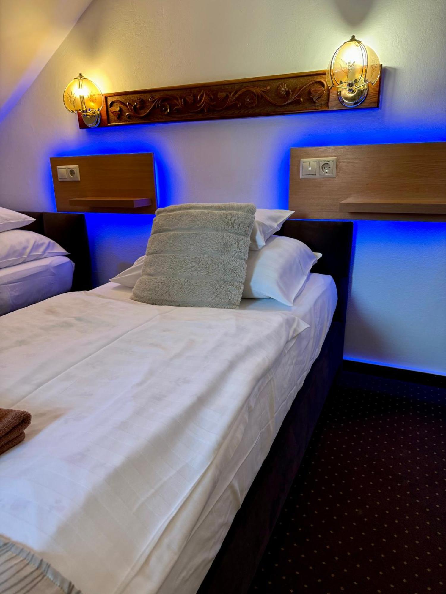 Bed & Breakfast Feszek Fogado - Nest